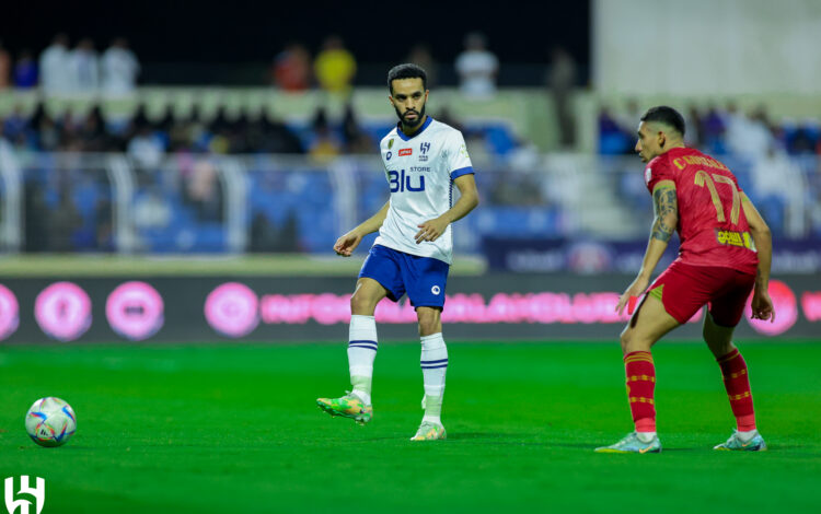 معلق مباراة الهلال والرائد