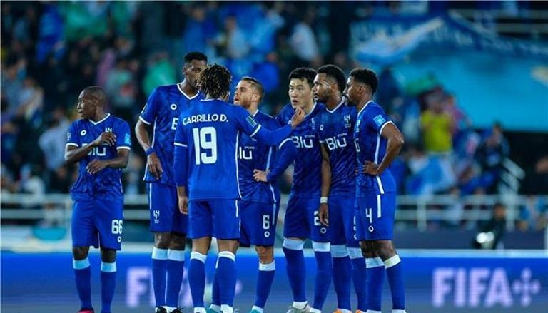 بث مباشر مباراة الهلال والرائد