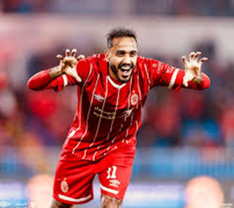 محمود كهربا على المحك مع القادسية الكويتي بعد الأداء المخيب في دوري أبطال الخليج