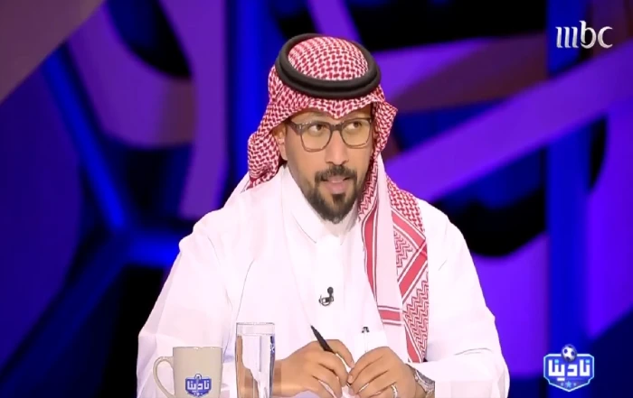 الهزاع يوجه انتقادات حادة لتصرفات لاعبي الأهلي والهلال عقب ركلة جزاء النصر