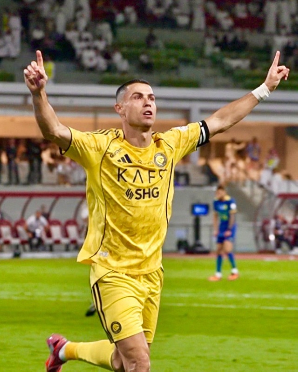 "ملك الإنجازات".. رونالدو يحصد ثلاث جوائز في 72 ساعة