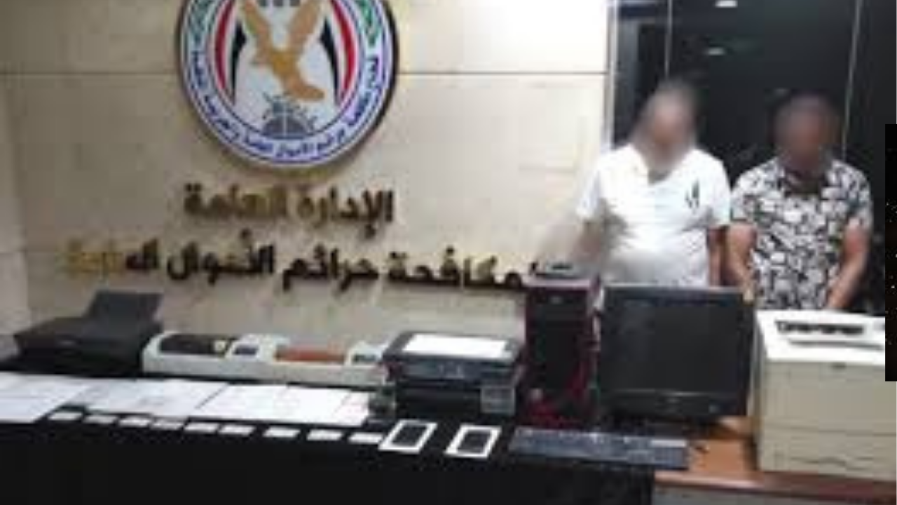 سقوط أشهر مزور بالجيزة.. انتحل صفات متهمين واستغل محررات رسمية للهروب من العدالة