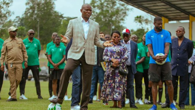 رئيس الغابون يعلن عن زلزال في الإتحاد الكروي بعد الإقصاء المبكر من "كان المغرب"