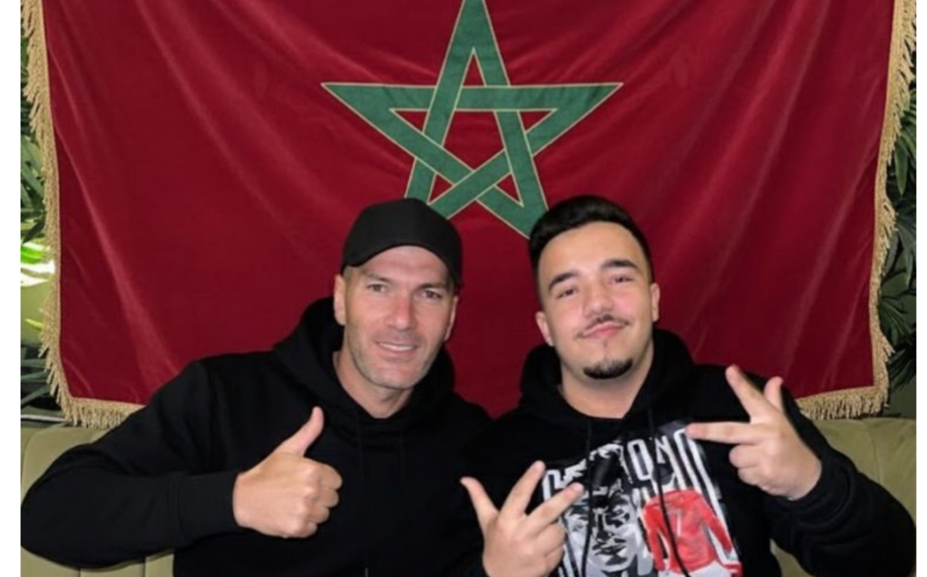 زيدان يستمتع بالمأكولات المغربية خلال تواجده في المغرب لتشجيع ابنه لوكا